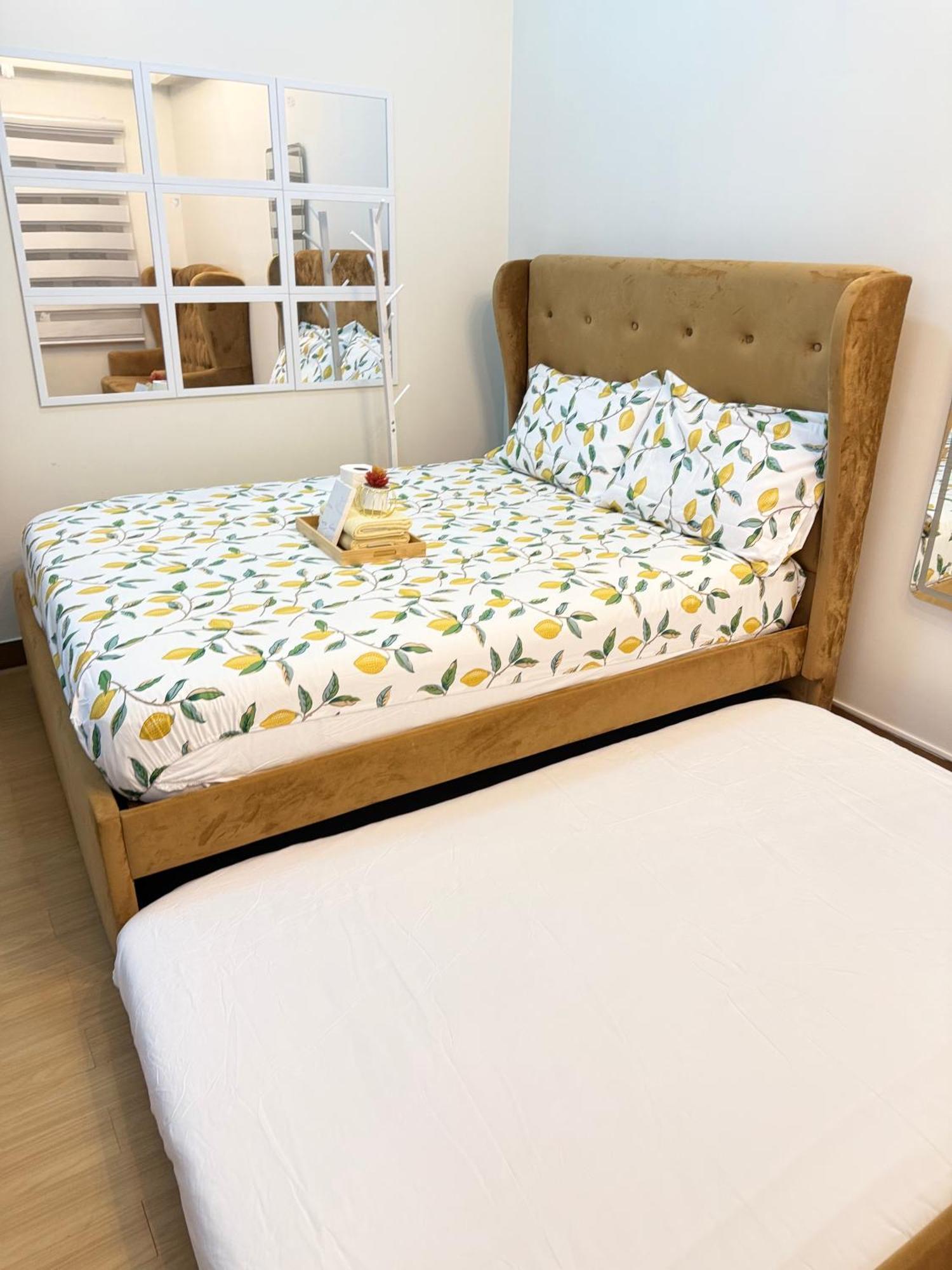 Starlight Suites Trece Martires Экстерьер фото
